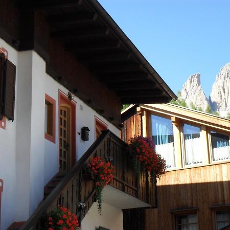 Casa Claudio-Appartamenti In Centro Кампителло-ди-Фасса Экстерьер фото