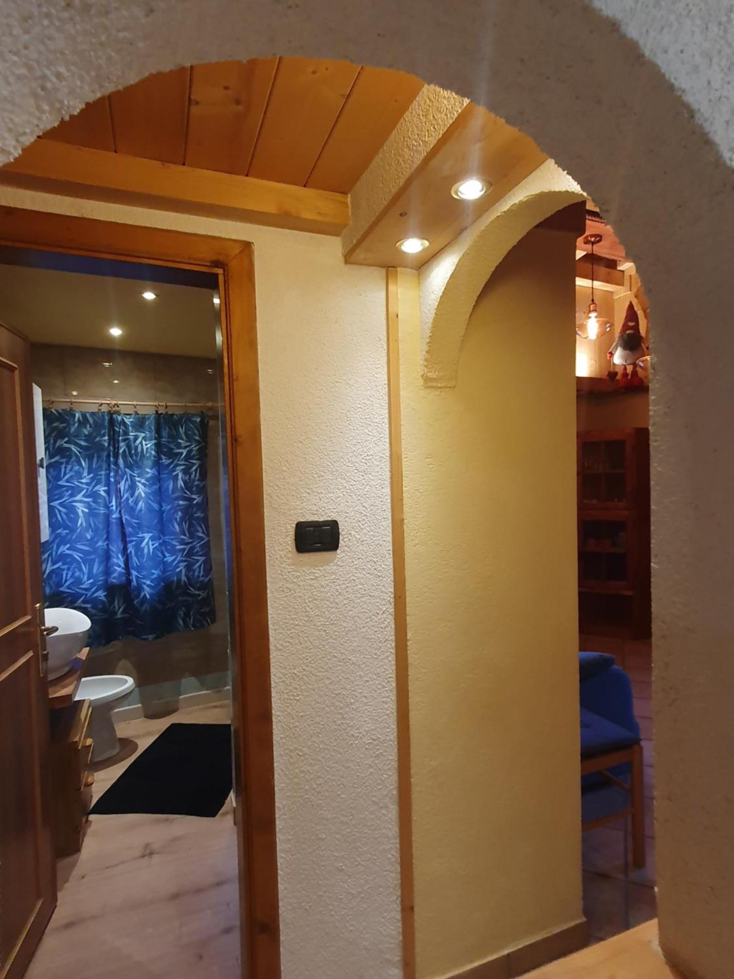 Casa Claudio-Appartamenti In Centro Кампителло-ди-Фасса Экстерьер фото