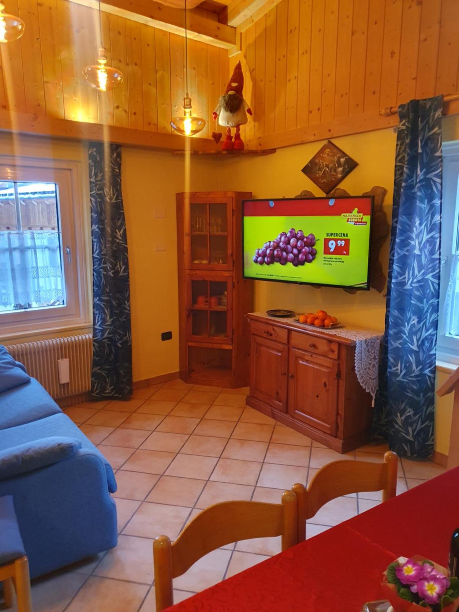 Casa Claudio-Appartamenti In Centro Кампителло-ди-Фасса Экстерьер фото